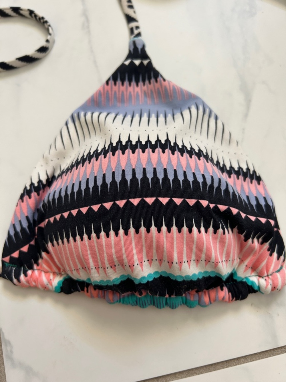 Women’s Multicolor Patterned Triangle Bikini Top - Roxy. - Picture 4 of 6